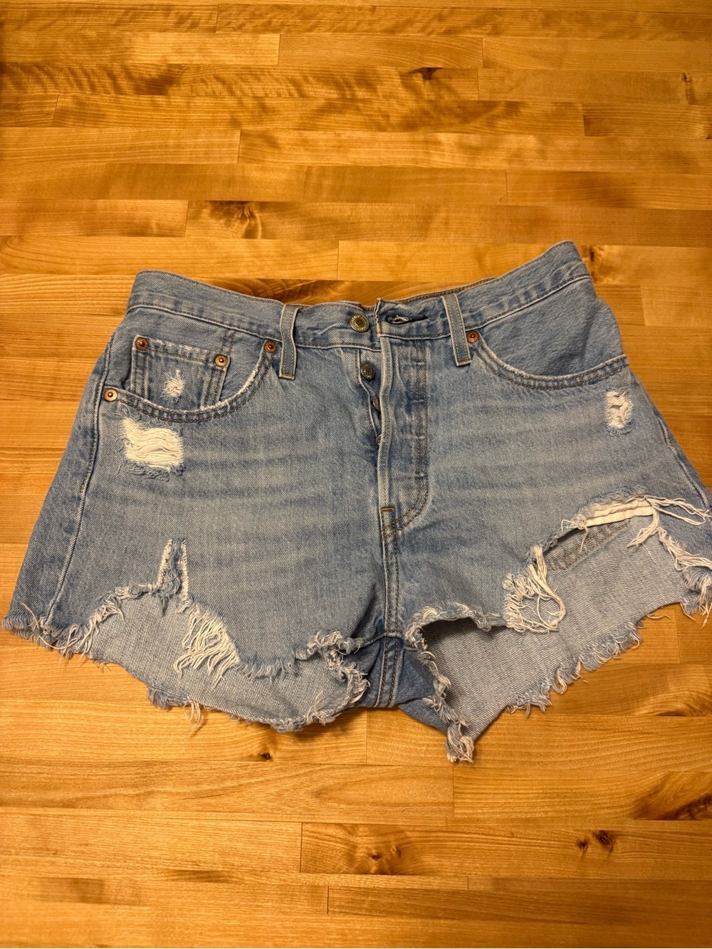 Levi Distressed Denim Shorts - Light Blue
